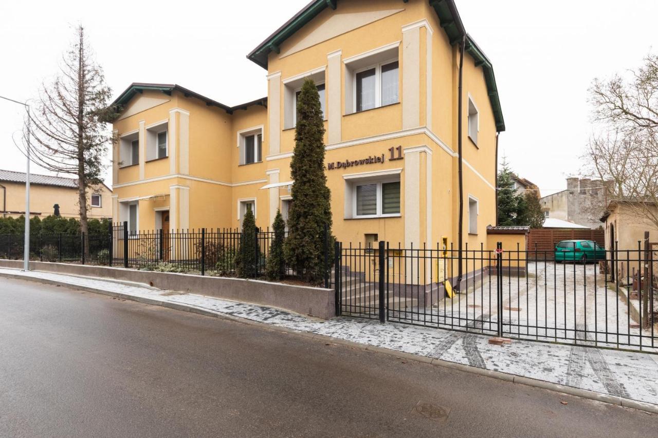 Spacious Apartment Near Wolin National Park By Noclegi Renters Мендзиздрое Екстериор снимка
